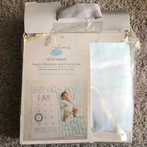 Muslin Blankets and Frame Set